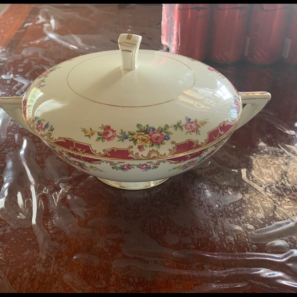 Antique Edwin  Knowles  china soup bowl with lid  dated to 1944 ART DECO STYLE - Picture 3 of 4